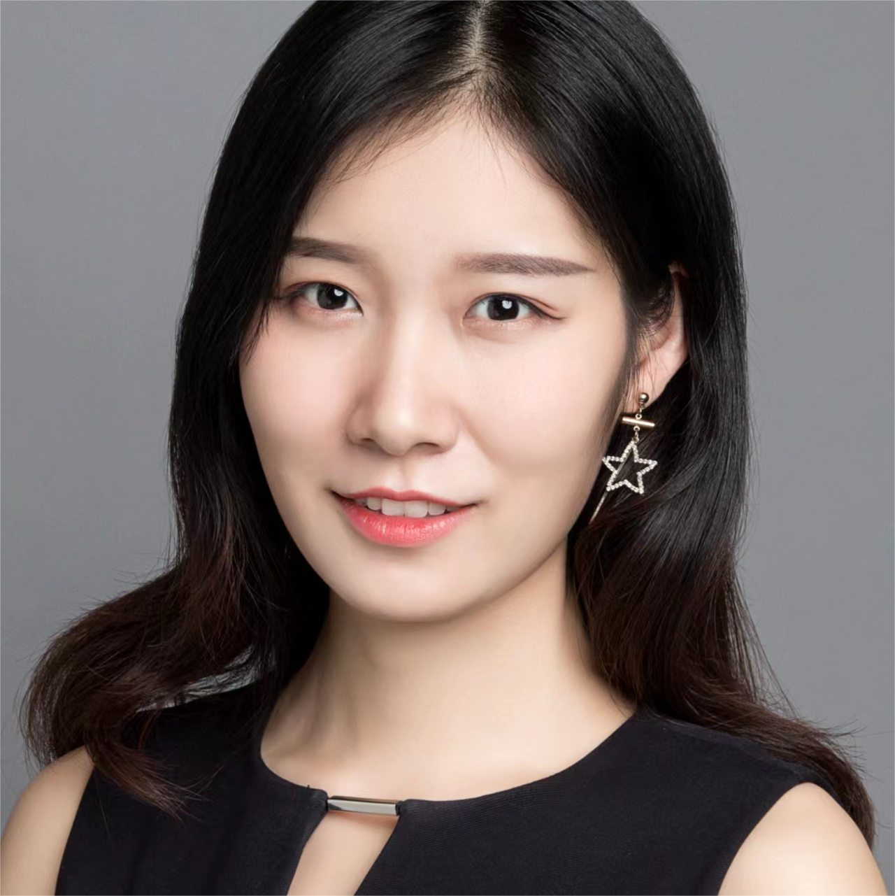李央央